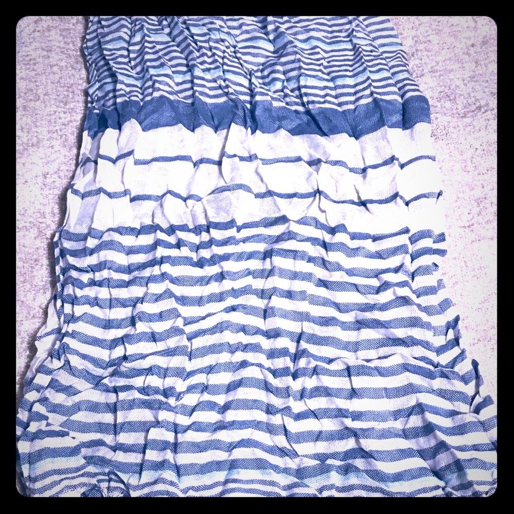 Blue & white wrap/scarf